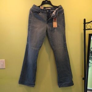 Levi Embroidered jeans